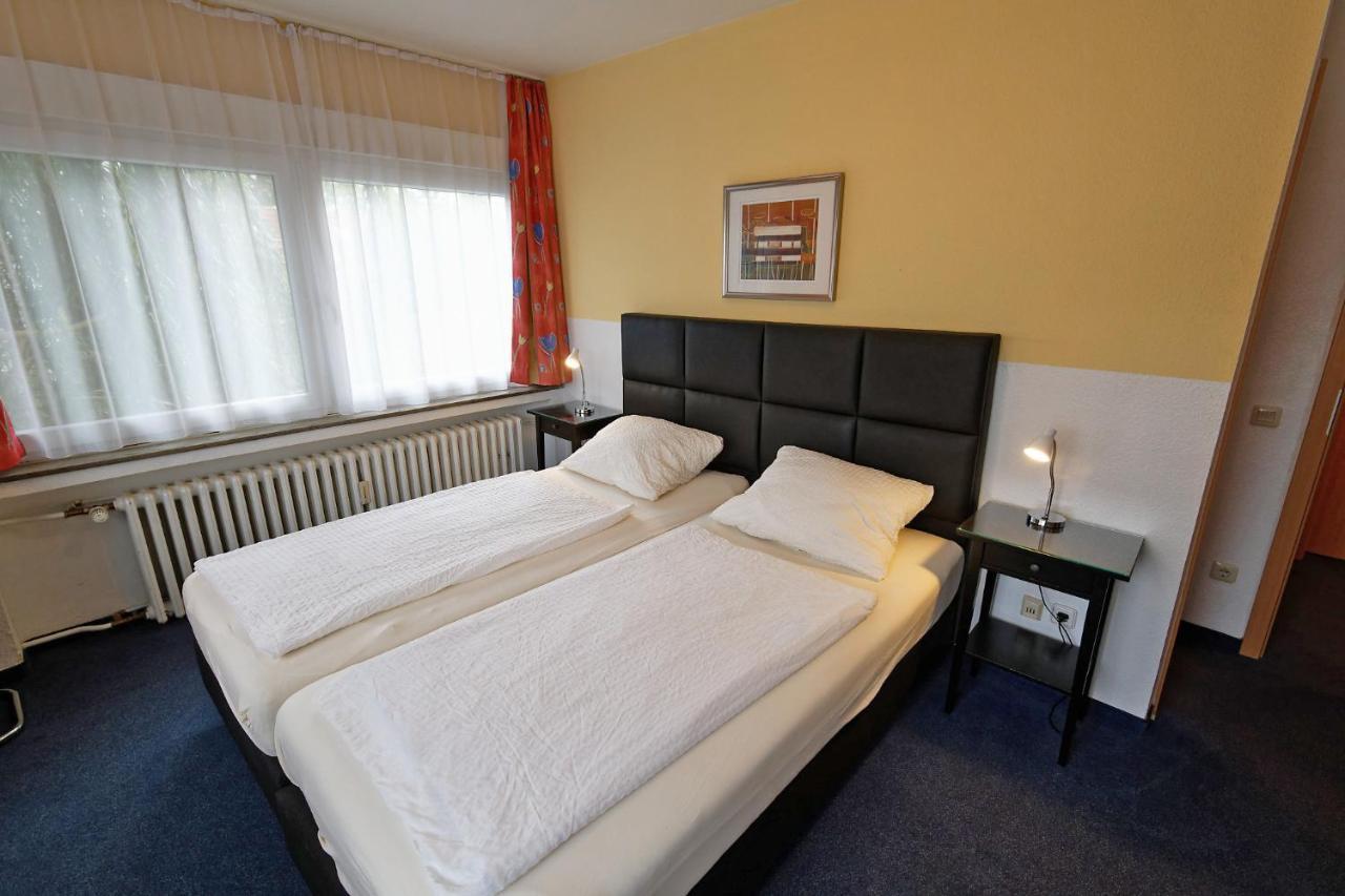 Hotel Wiedenhof Hilden Bagian luar foto