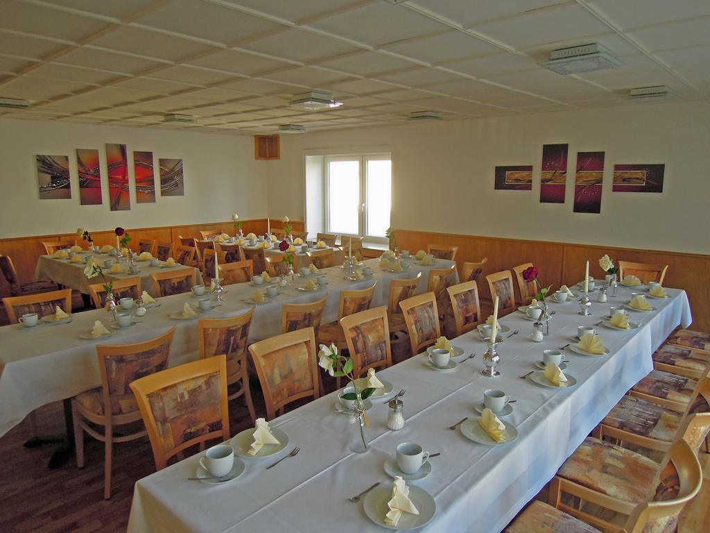 Hotel Wiedenhof Hilden Bagian luar foto